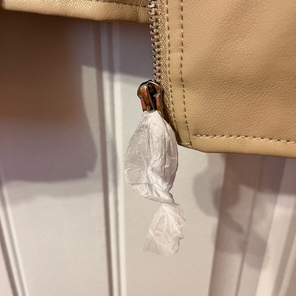 Suzy Shier Imitation Leather Jacket - Picture 4 of 4